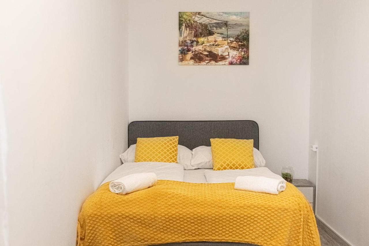 Pleasing Room Hauptbahnhof With Best Location Bécs Kültér fotó