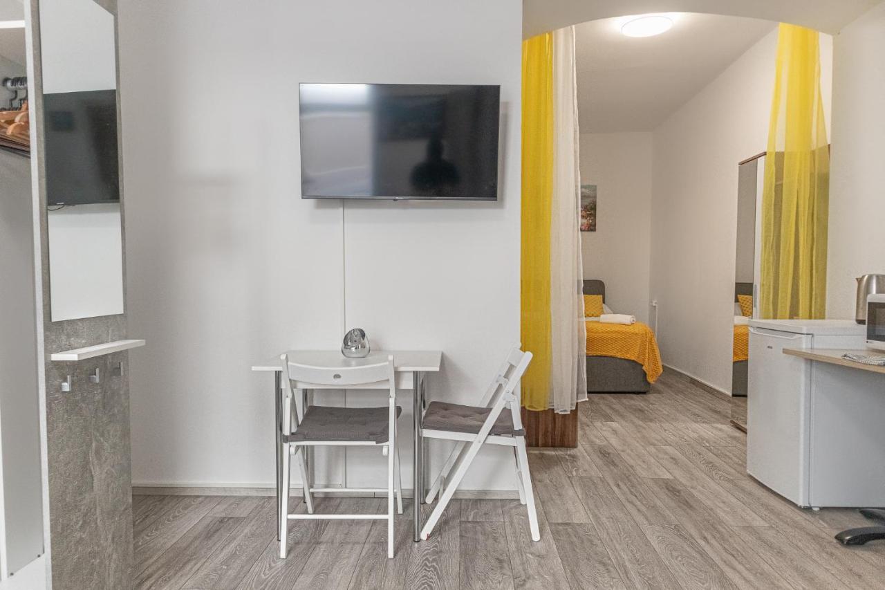 Pleasing Room Hauptbahnhof With Best Location Bécs Kültér fotó